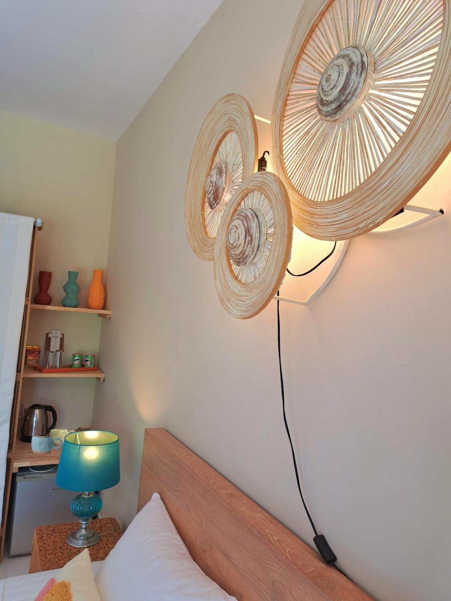 Laura Guest House-Adult Only- Hua Thanon  Room photo