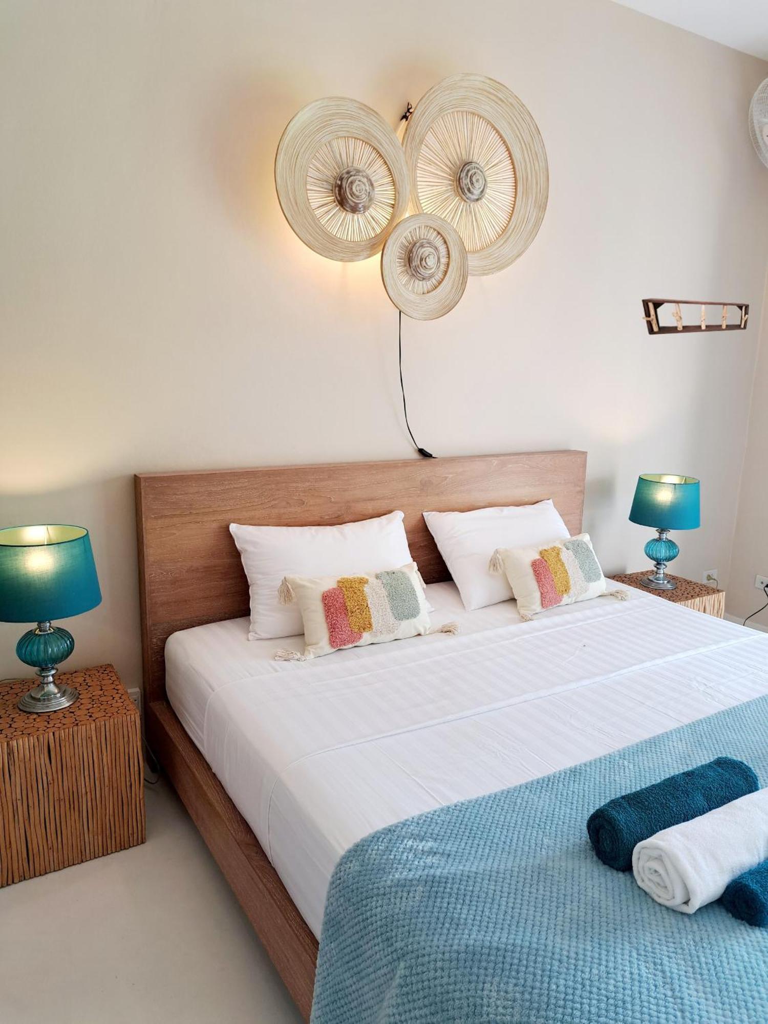 Laura Guest House-Adult Only- Hua Thanon  Room photo